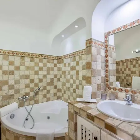 Aus Stein Concadoro By Interhome